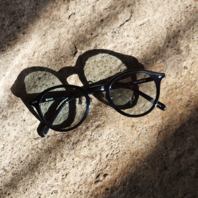 DULTON
GLASSES WITH COLOR LENS